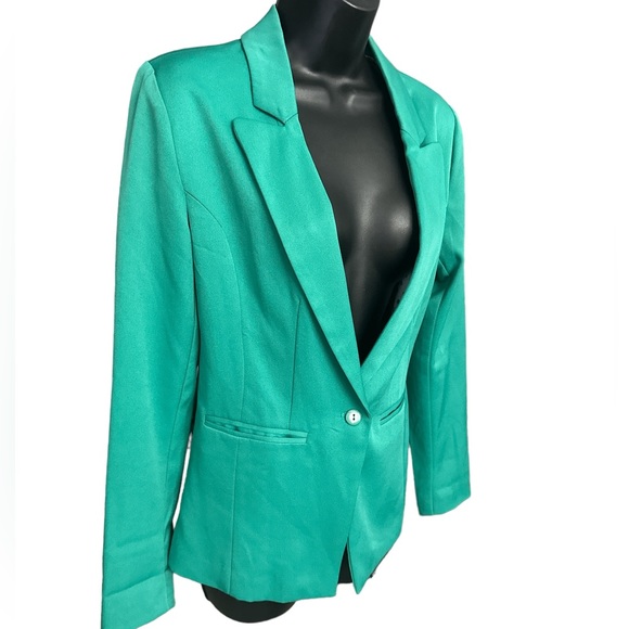 AKIRA Women’s Green One-Button Blazer with Pockets NWOT - Picture 2 of 9